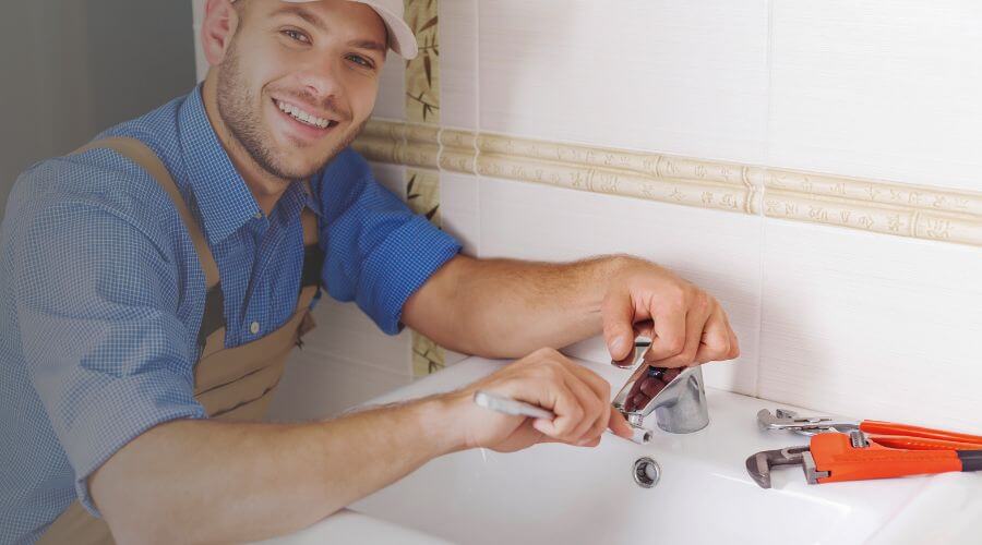 Expert burst pipe repair services in Sewaren, NJ